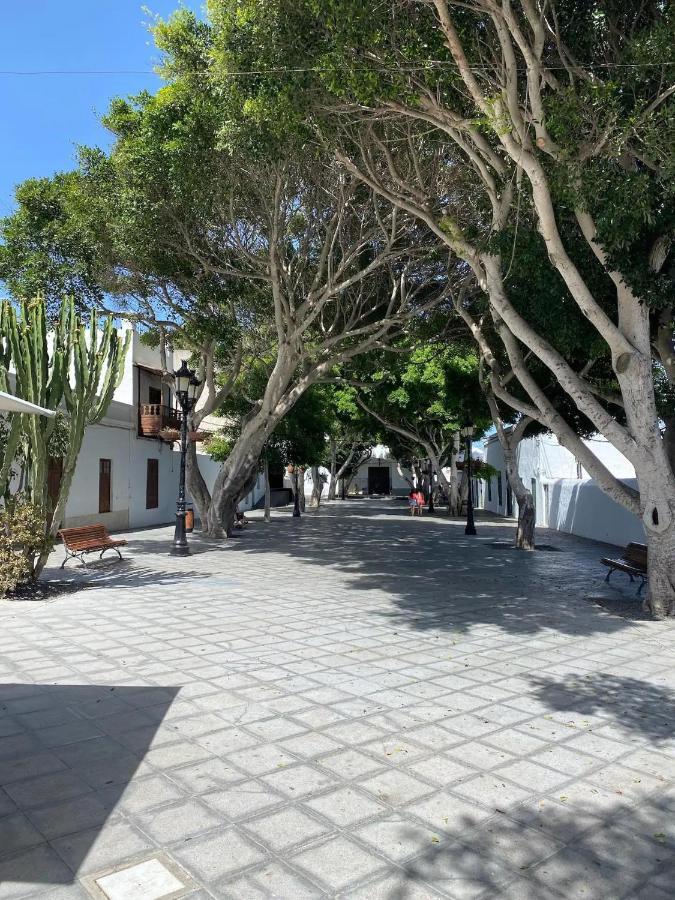 Las Nieves Suites Teguise  Ngoại thất bức ảnh