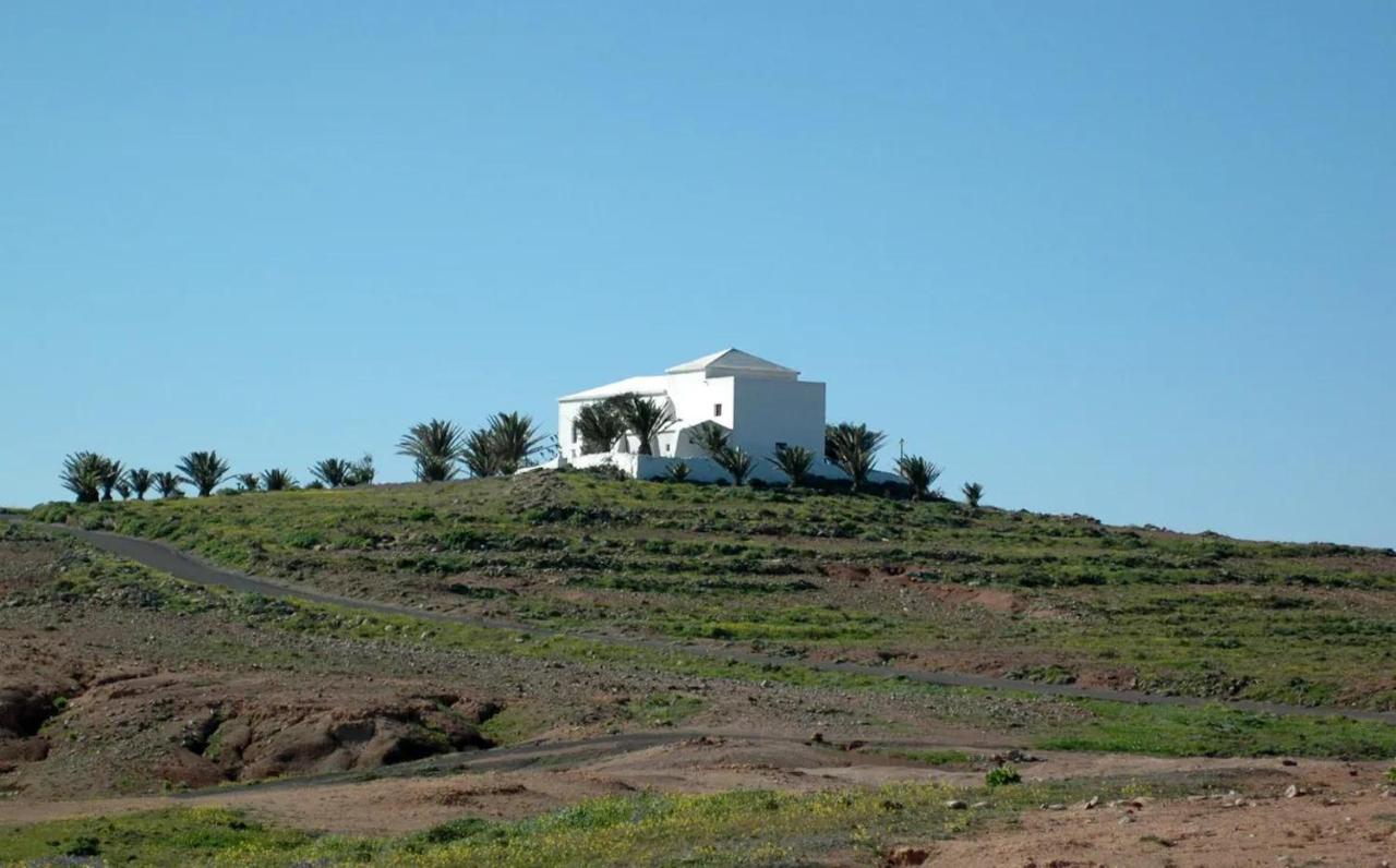 Las Nieves Suites Teguise  Ngoại thất bức ảnh